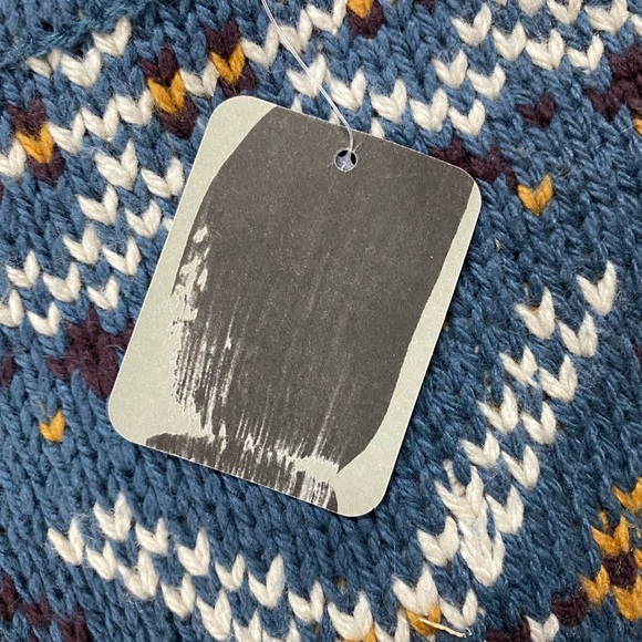 Cropped wool sweater - Picture 4 of 4